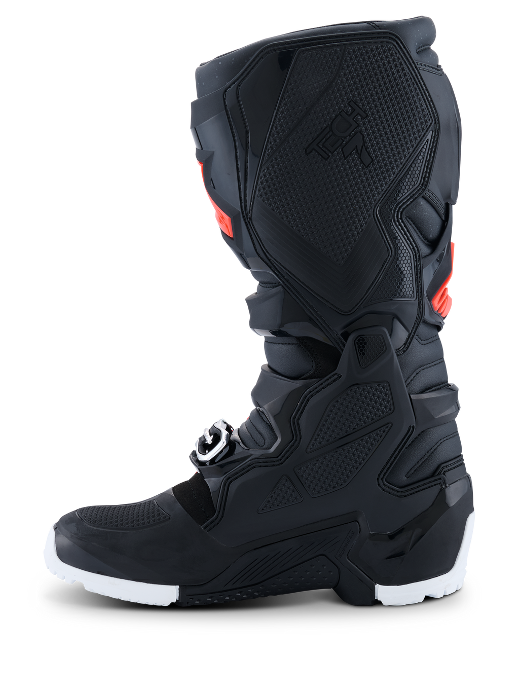 Stivali Alpinestars 2026 Tech 7 Enduro Drystar®, stivali da enduro e motocross, nero con accenti rosso fluo e bianchi, vista laterale di profilo che mette in risalto il pannello di grip mediale in TPU a nido d'ape e la suola bianca, costruzione impermeabile e resistente per prestazioni fuoristrada