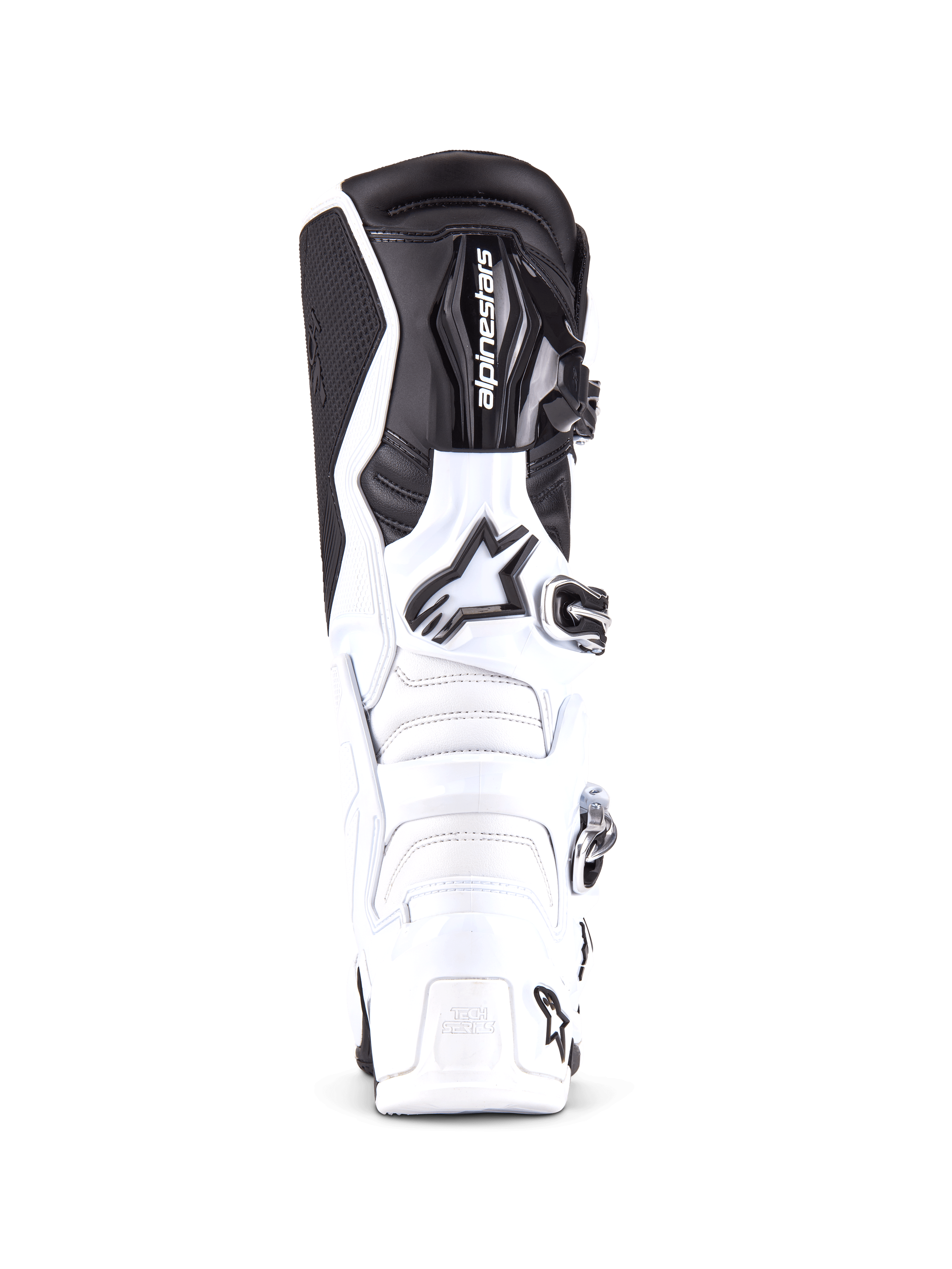 Stivali Alpinestars Tech 7, stivali da motocross professionali in bianco e nero, vista frontale che mostra la piastra parastinchi rinforzata con il logo Alpinestars, sistema di chiusura multi-fibbia e resistente costruzione in TPU per la guida fuoristrada