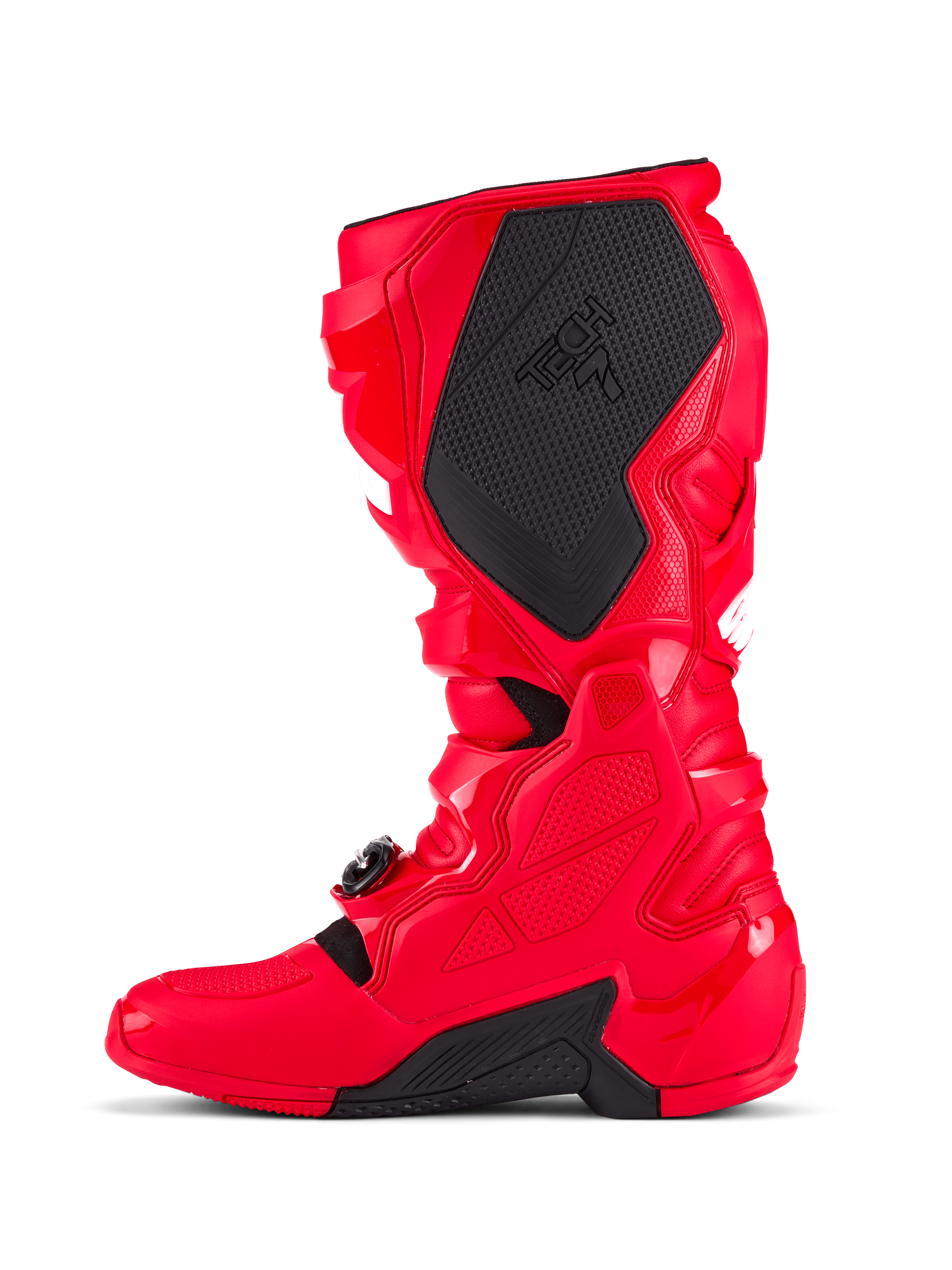 Stivali Alpinestars Tech 7, stivali da motocross, rosso acceso, vista del lato mediale con ampio pannello grip nero testurizzato e marchio Tech 7, calotta protettiva in TPU e sistema di chiusura a fibbia regolabile per il fuoristrada