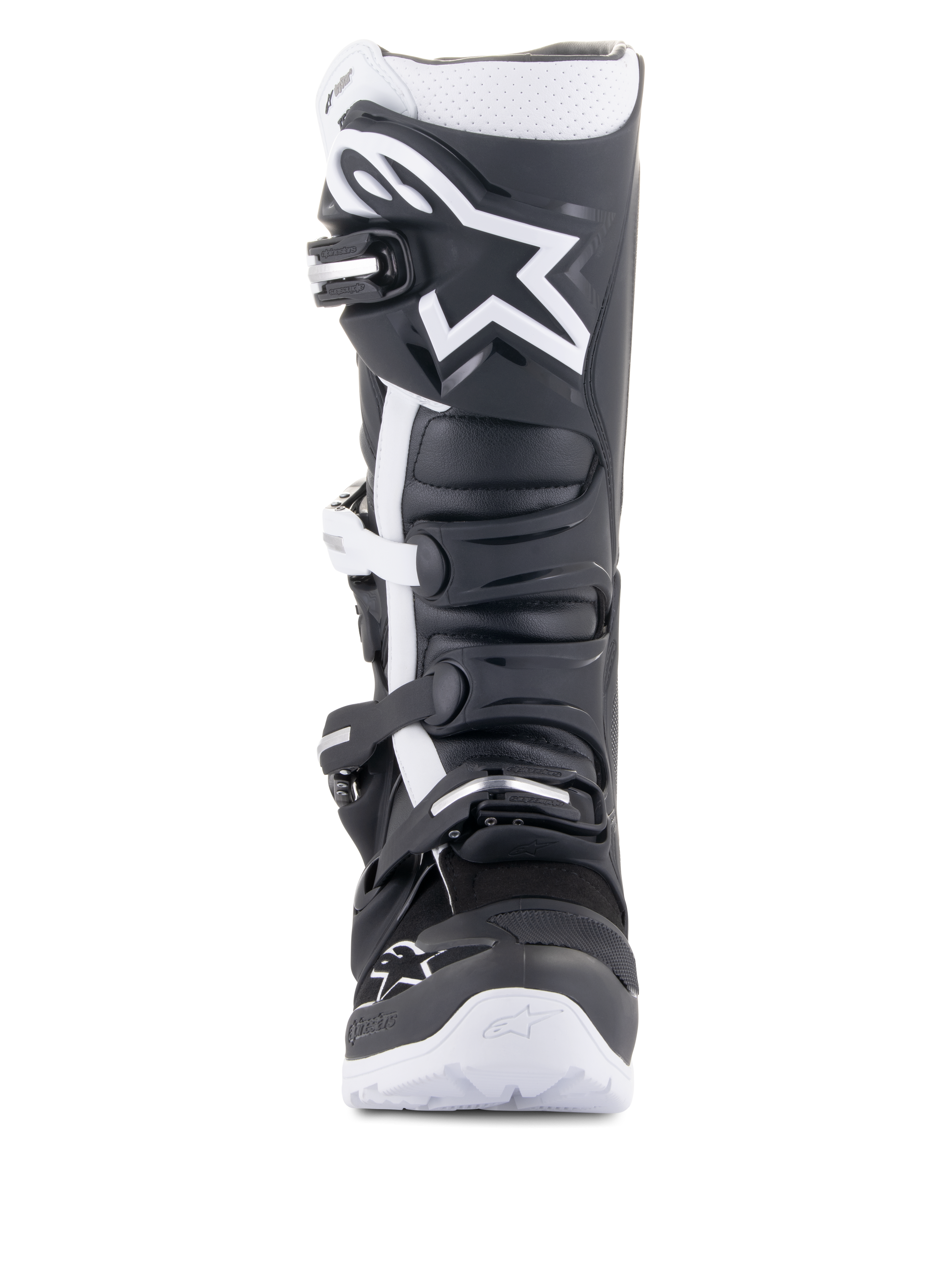 Stivali Alpinestars Tech 7 Enduro Drystar®, stivali da moto Enduro, nero e bianco, con un grande logo Alpinestars bianco sulla placca tibiale, sistema di chiusura a quattro fibbie e suola bianca robusta, progettati per prestazioni fuoristrada
