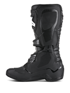 Alpinestars Tech 3 Enduro Boots, stivali da moto off-road, nero, profilo laterale mediale con pannelli grip in TPU testurizzati, placca tibiale protettiva e costruzione resistente per enduro e motocross.