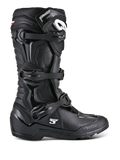 Alpinestars Tech 3 Enduro Boots, stivali da moto fuoristrada neri, profilo laterale con sistema di chiusura a tripla fibbia, pannelli protettivi in TPU rinforzato, suola tassellata ad alta trazione e logo Alpinestars bianco