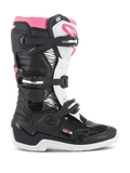 Alpinestars Stella Tech 3 Boots da donna, stivali da motocross, nero, bianco e rosa, vista laterale del profilo con sistema di chiusura a tre fibbie, pannelli con grafica zebrata, protezione tibiale in TPU e suola in gomma bianca per la guida fuoristrada