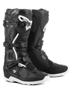 Stivali Alpinestars Tech 3 Enduro Waterproof, stivali da motocross e off-road, nero e bianco, sistema di chiusura a tre fibbie, logo in TPU bianco sullo stinco, protezioni rinforzate per caviglia e tallone, resistenti suole bianche