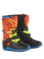 Stivali Alpinestars Kids Tech 3S, stivali da motocross, arancione fluo, blu smalto e giallo fluo con nero, con chiusure a strappo, placca tibiale in TPU e suole in gomma resistenti per la guida fuoristrada dei giovani.