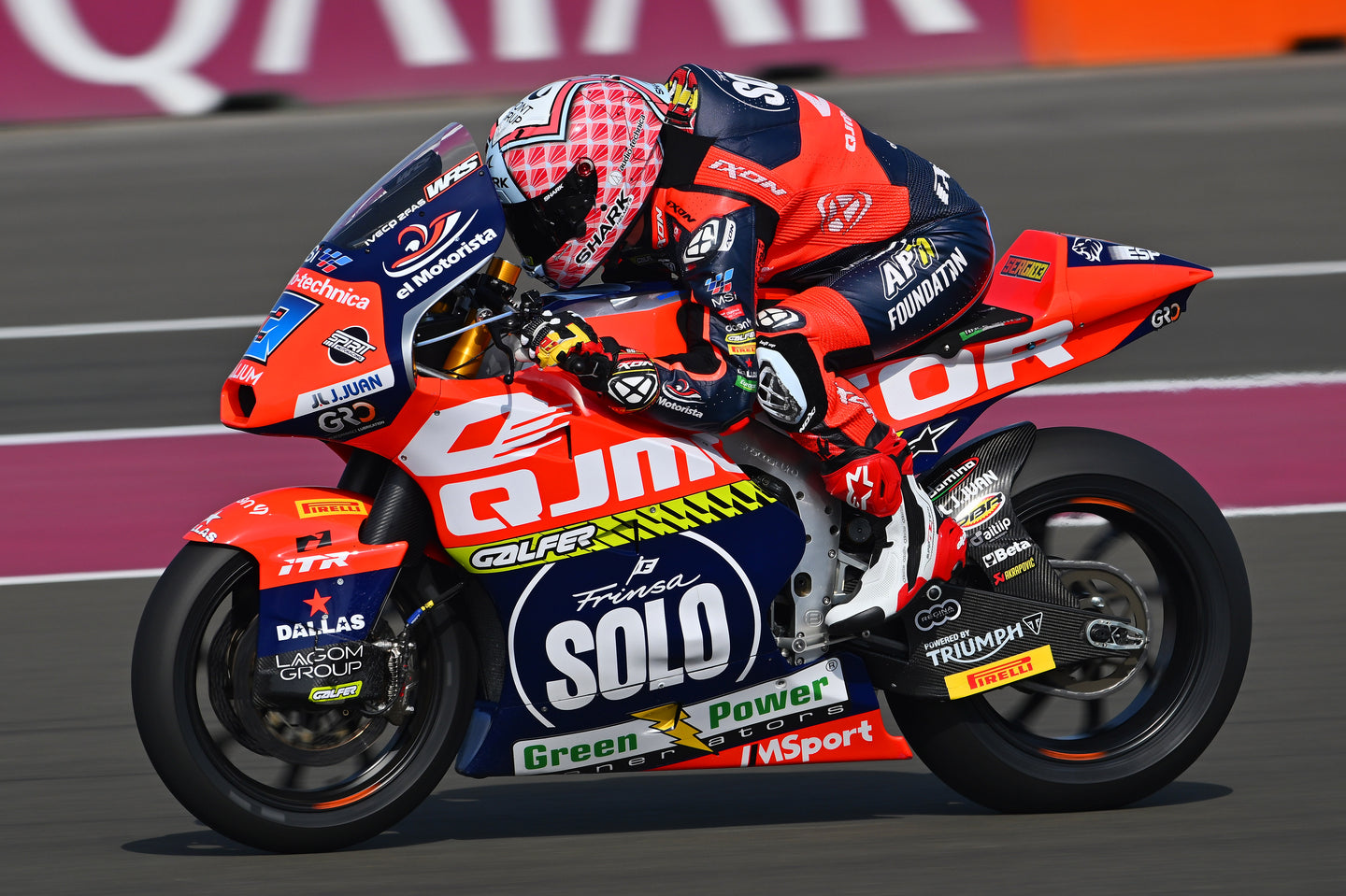 Sergio Garcia racing on his bike wearing Alpinestars Supervented boots