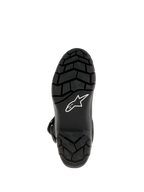 Stivali Alpinestars Belize Drystar®, stivali da moto adventure touring, vista dal basso che mostra la suola in gomma vulcanizzata nera con battistrada tassellato per un'aderenza superiore e logo a stella Alpinestars bianco