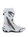 Alpinestars Supertech R Vented Boots, stivali da moto racing, bianco con dettagli grigio medio e nero, vista laterale con pannelli in microfibra traforata per la circolazione dell'aria, grande logo Alpinestars bianco e nero sulla tibia, design aerodinamico con slider sostituibili e suola in gomma nera