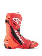 Alpinestars Supertech R Vented Boots, stivali da moto racing, rosso acceso e rosso fluo con dettagli bianchi e neri, vista laterale con ampie perforazioni per la traspirabilità, logo Astar bianco sullo stinco, slider in TPU su punta e tallone, calzature da pista professionali
