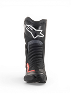 Alpinestars Stivali Vented SMX-6 V2, stivali da moto racing neri e grigi con dettagli rosso fluorescente, vista frontale con tomaia traforata, protezione tibiale e Toe Slider