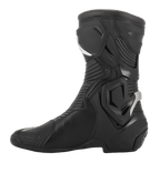 Alpinestars SMX Plus V2 GORE-TEX Boot, stivale da moto performance, nero e argento, vista laterale con costruzione in microfibra avanzata, sistema per la caviglia Multi-Link Control e pannelli a fisarmonica flessibili per piloti sportivi e touring.
