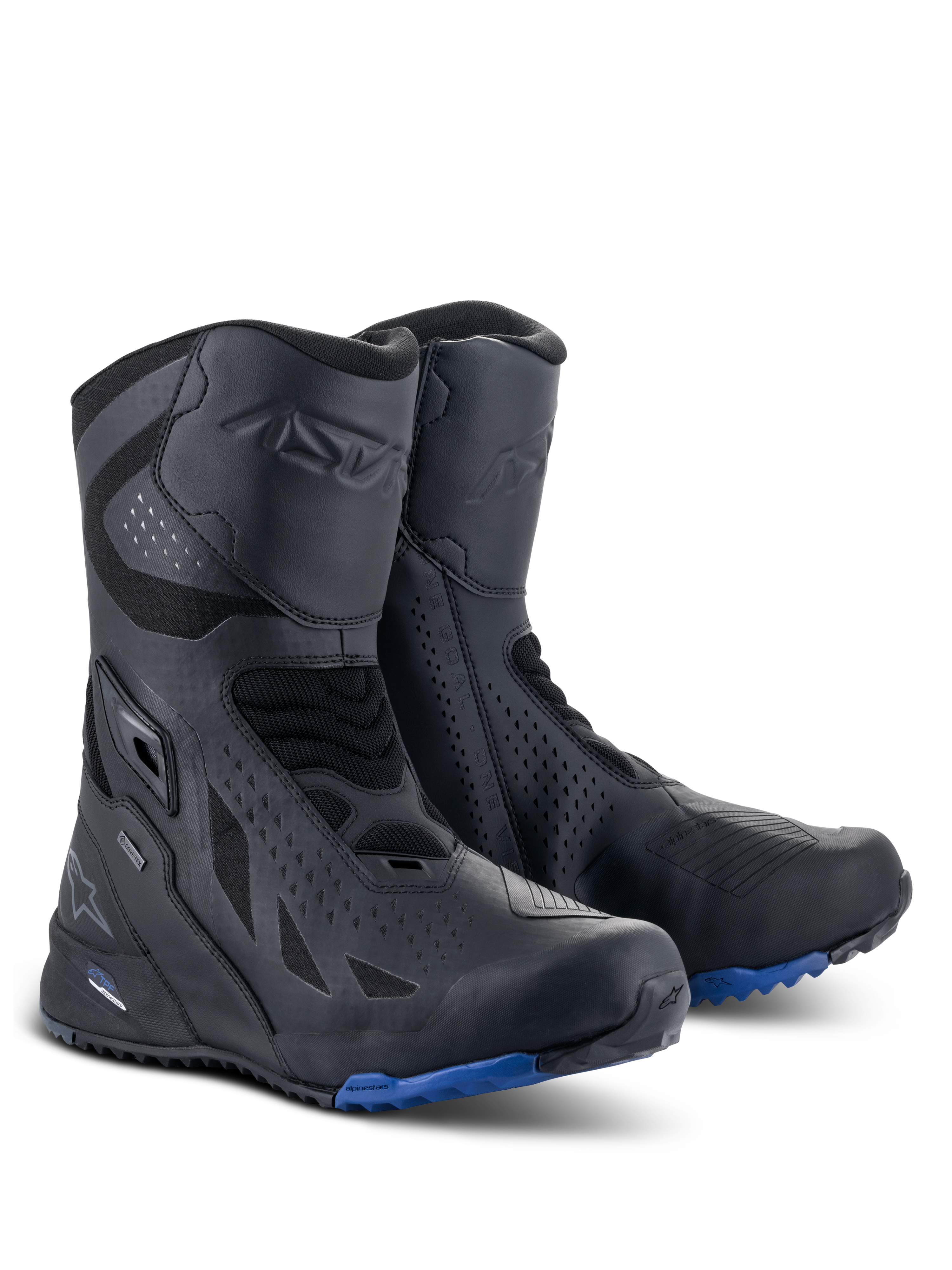 Stivali Alpinestars RT-8 GORE-TEX, stivali da moto touring, nero e blu, con tomaia tecnica in microfibra e tessuto sintetico, suola carrarmato blu per trazione, costruzione impermeabile in GORE-TEX e zone protettive su stinco e tallone.