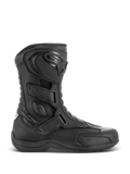 Stivali Alpinestars Radon Drystar®, stivali da moto touring impermeabili neri, vista di profilo laterale con tre cinghie regolabili a strappo, placca parastinchi protettiva in TPU con logo Alpinestars, protezione della caviglia rinforzata e suola vulcanizzata resistente