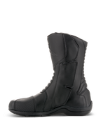 Stivali Alpinestars Andes V2 Drystar®, stivali da touring per moto neri, vista laterale di profilo, costruzione in pelle impermeabile con parastinchi rinforzato e pannelli flessibili a fisarmonica, calzature per adventure riding