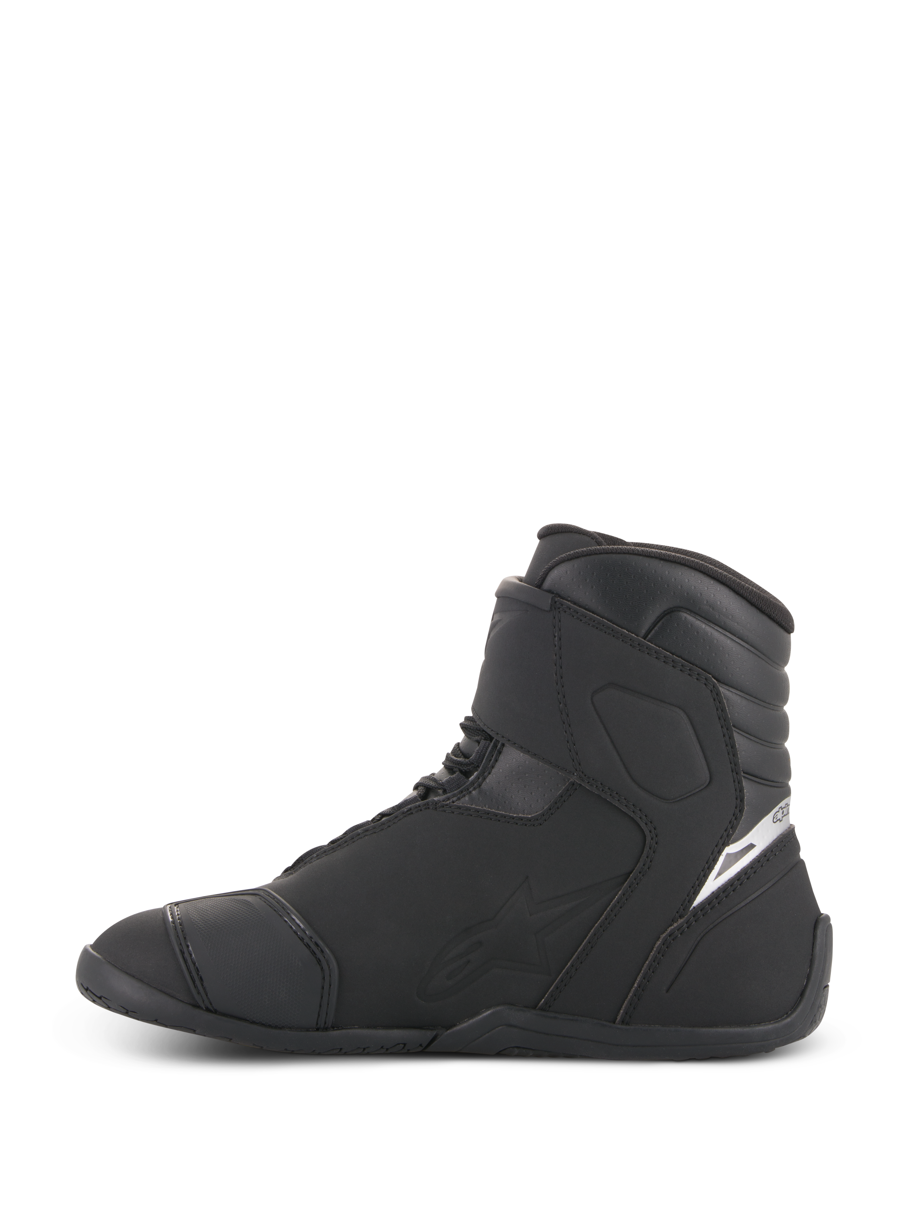 Alpinestars Fastback 2 Drystar® Scarpe Impermeabili, scarpe da moto, nero e bianco, vista laterale, costruzione in pelle nera e microfibra con gambale alto, dettaglio logo bianco sul tallone, calzatura impermeabile dal design affusolato per la guida su strada