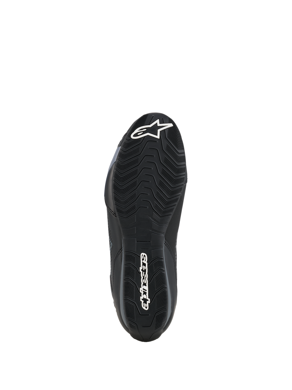 Scarpe Alpinestars Celer, vista della suola, mescola in gomma nera resistente all'olio con motivo grip ondulato e testurizzato, loghi Alpinestars bianchi sulla punta e sul tallone, progettate per l'aderenza sulle pedane della moto