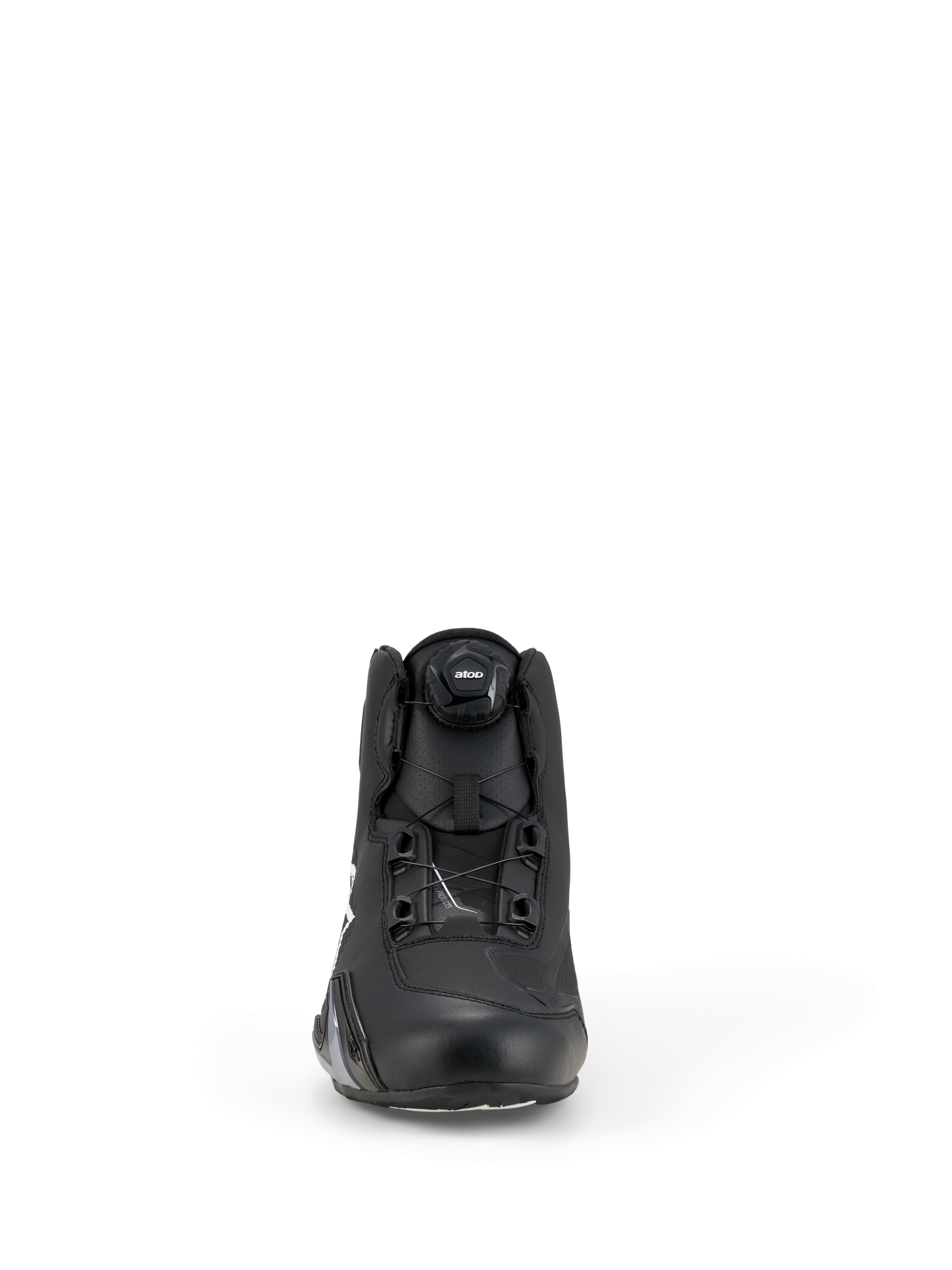 Scarpe Alpinestars Celer, scarpe da moto, nero e bianco, vista frontale che mostra l'innovativo sistema di chiusura a rotore Rotor, costruzione in microfibra tecnica, design sportivo e performante