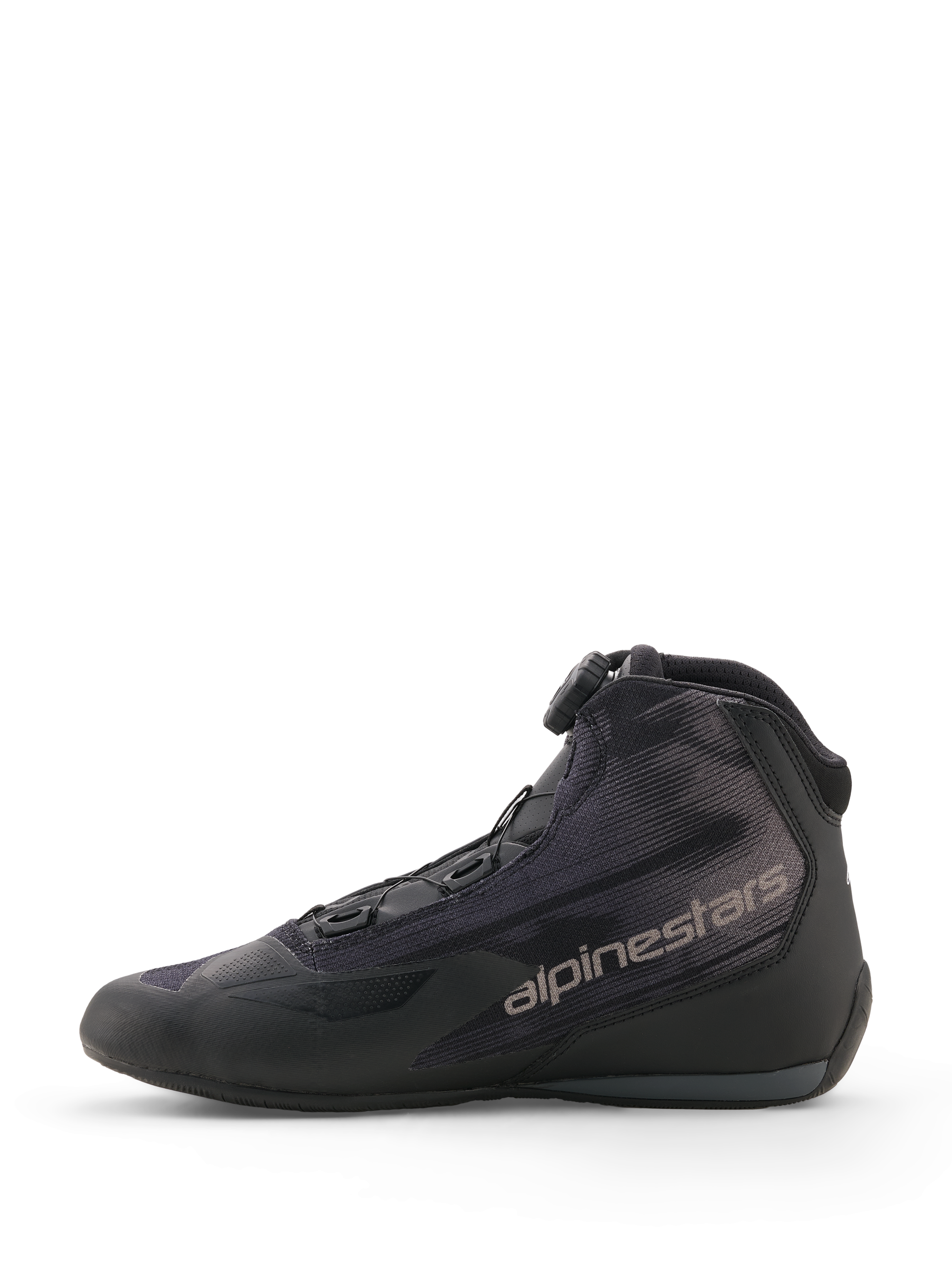 Scarpe Alpinestars Celer Superair, nero e grigio scuro, scarpe da moto per guida sportiva, vista di profilo con tomaia in tessuto ad alto flusso d'aria, rotella del sistema di chiusura Rotor e marchio Alpinestars grigio sul lato
