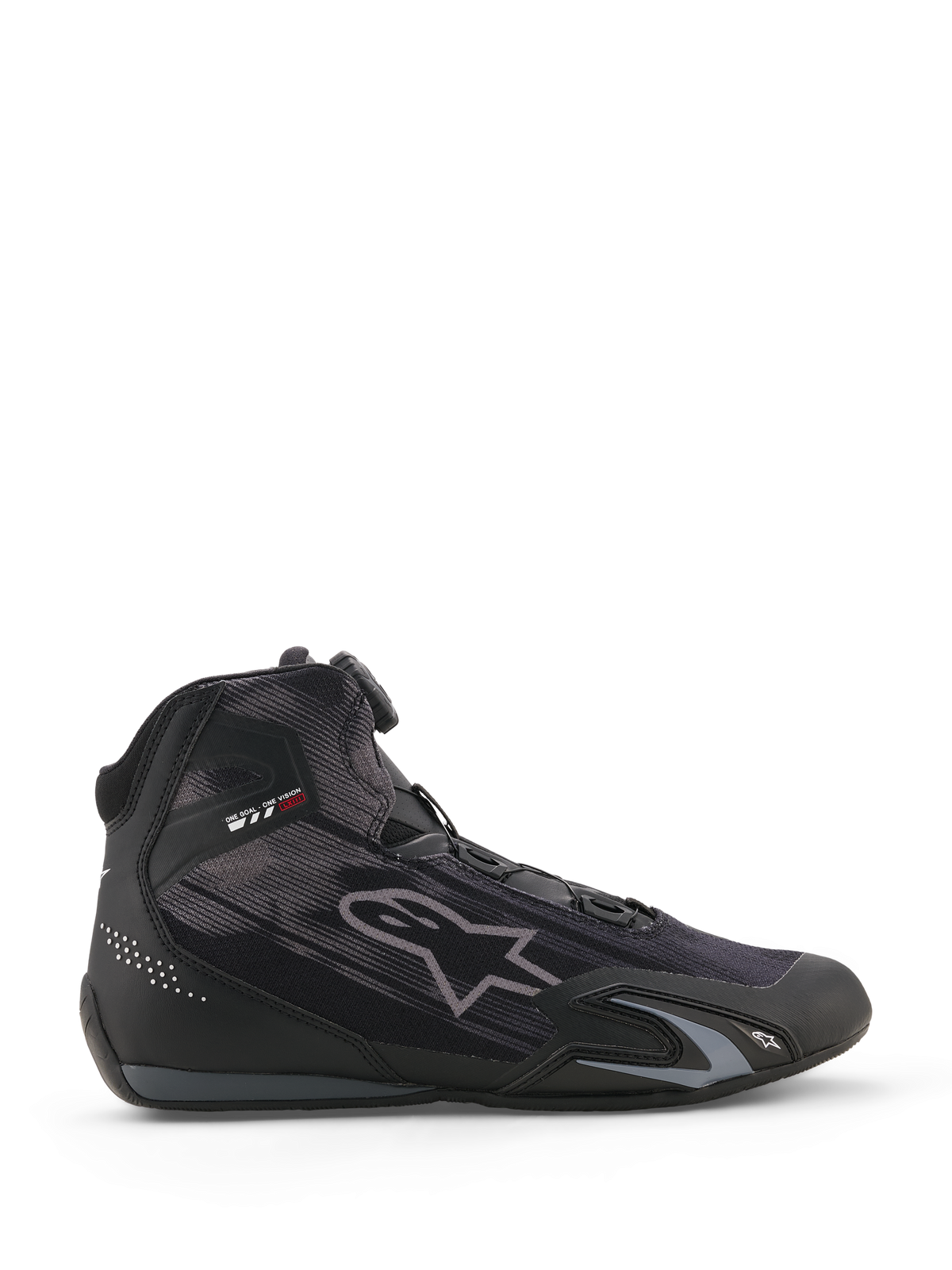 Alpinestars Celer Superair Shoes, scarpe da moto, nero e grigio scuro, profilo laterale con costruzione in tessuto ad alto flusso d'aria, dotate di sistema di chiusura Rotor e rinforzi protettivi in TPU, design sportivo da motorsport.