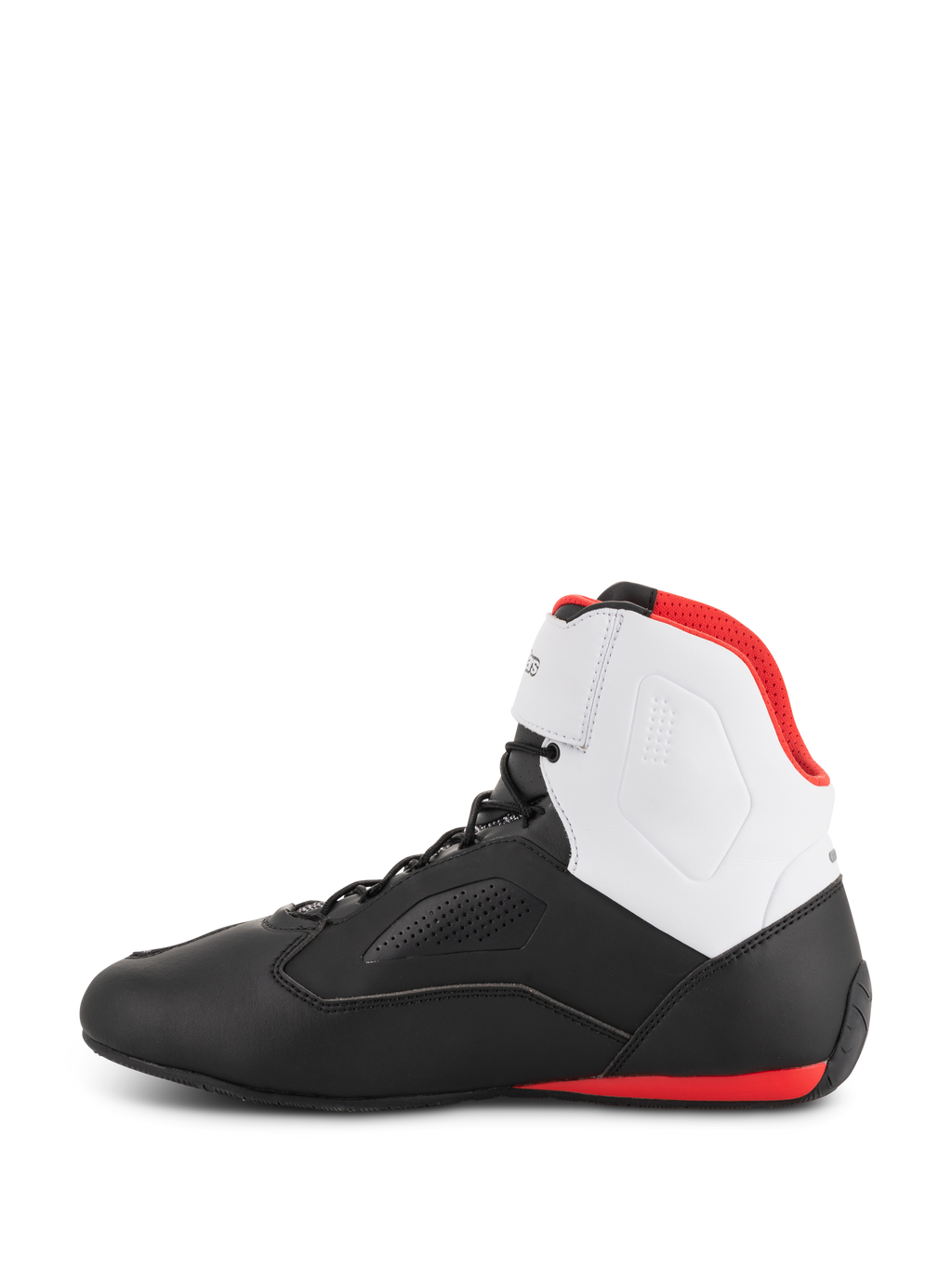 Scarpe Alpinestars Faster-3 Rideknit®, scarpe da moto, nero, bianco e rosso, profilo laterale con telaio inferiore nero, pannello sulla caviglia bianco, fodera interna rossa e dettaglio rosso sulla suola nel tallone, design sportivo da corsa su strada