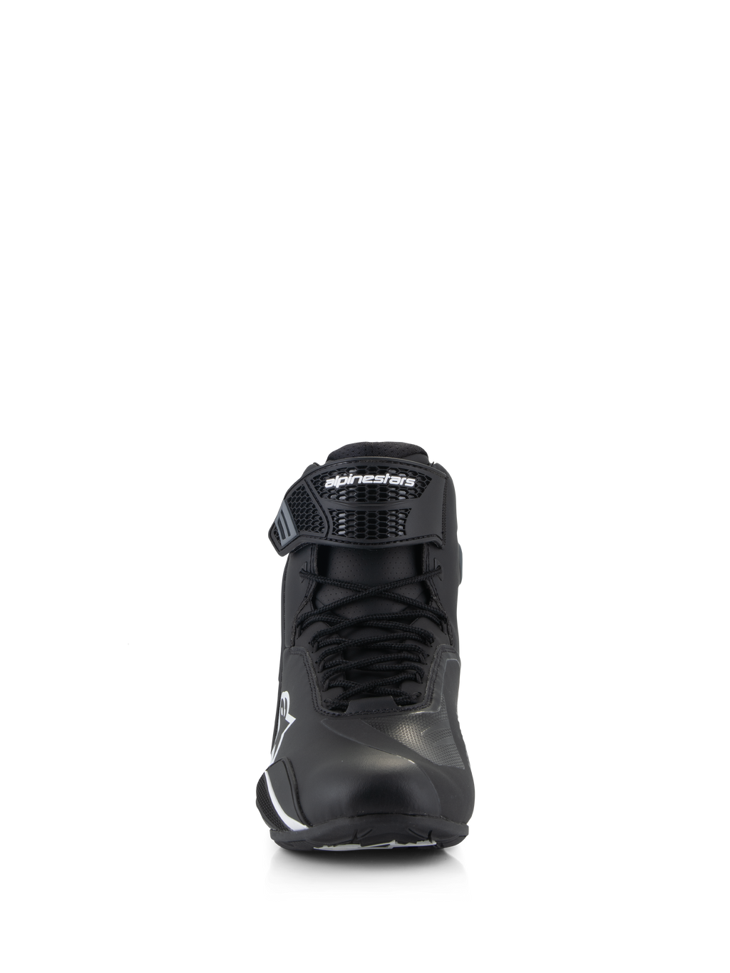 Alpinestars Faster-4, scarpe da moto, nero e bianco, vista frontale che mostra la chiusura con lacci e il cinturino regolabile in TPR sulla caviglia con logo Alpinestars, design profilato e protettivo per la guida su strada