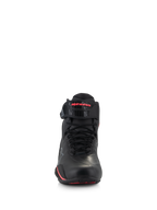 Alpinestars Stella Faster-4, scarpe da moto da donna, nero e rosa diva, vista frontale con lacci neri, cinturino regolabile alla caviglia con logo rosa e struttura in microfibra