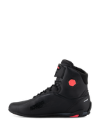 Scarpe Alpinestars Stella Faster-4 Donna, scarpe da moto, nero e rosa Diva Pink, con tomaia in microfibra senza cuciture, protezione esagonale rosa sulla caviglia, marchio Alpinestars Protect e sistema di chiusura integrato con lacci e cinturino