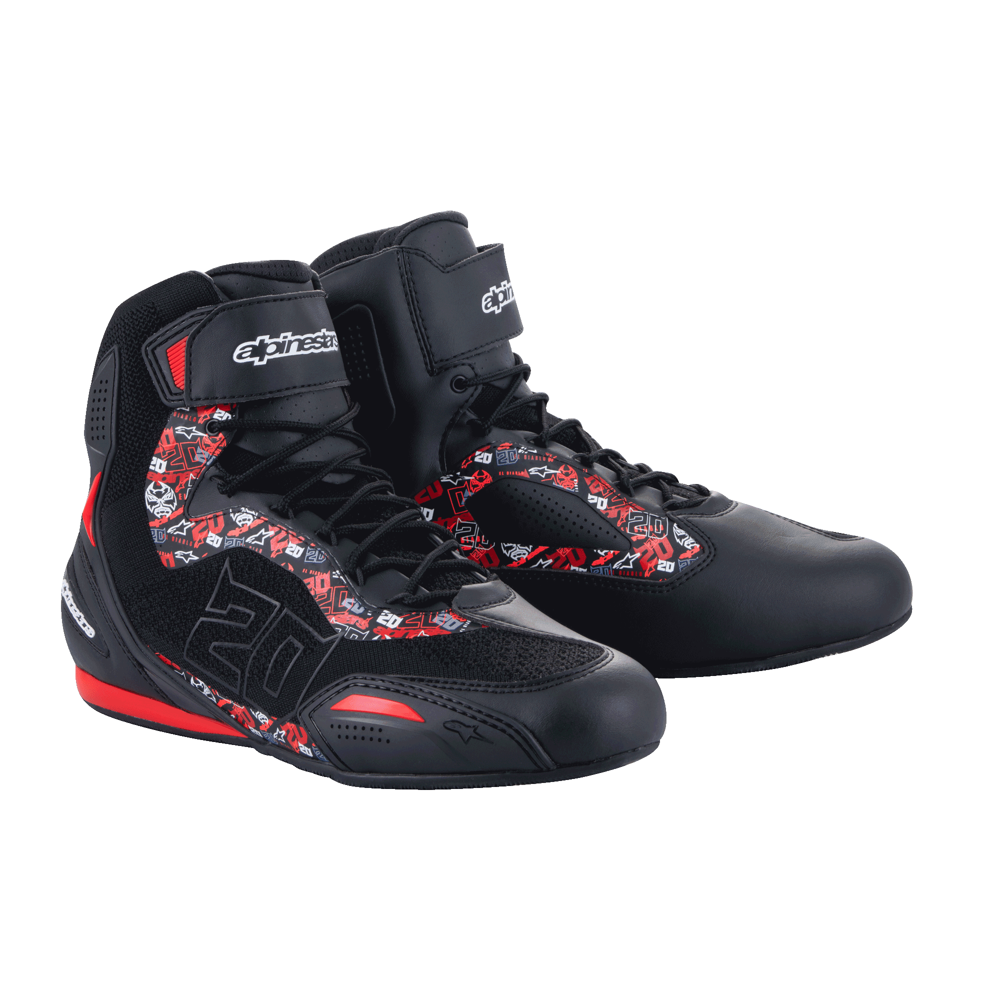 Scarpe Alpinestars FQ20 Faster-3 Rideknit®, scarpe da moto, nero e rosso acceso, con grafiche rosse e bianche e il numero 20 di Fabio Quartararo, costruzione in mesh a maglia e microfibra, logo Alpinestars sul cinturino alla caviglia, design urbano sportivo per la guida su strada