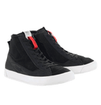 Scarpe Alpinestars Stated, scarpe da moto urbane, nero con suola bianca, stile sneaker street retrò, design high-top in nabuk e scamosciato, lacci classici con accenti rossi, calzatura protettiva per la guida urbana