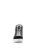 Scarpe Alpinestars Stated, nero grigio e bianco, vista frontale di sneaker da moto alta, lacci bianchi, punta in scamosciato nero, pannelli in tela grigia, suola vulcanizzata bianca, stile urban street