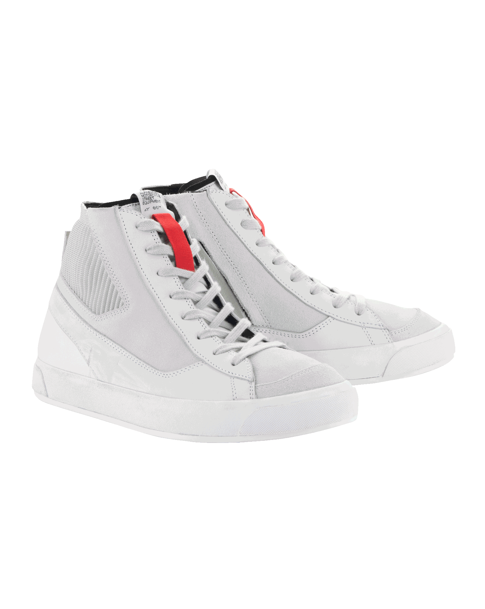 Alpinestars Stated Shoes, scarpe da moto, White Cool Gray, sneaker high-top in stile retrò con suole in gomma vulcanizzata, accenti rossi sui passanti dei lacci e costruzione resistente in nubuck e tela.