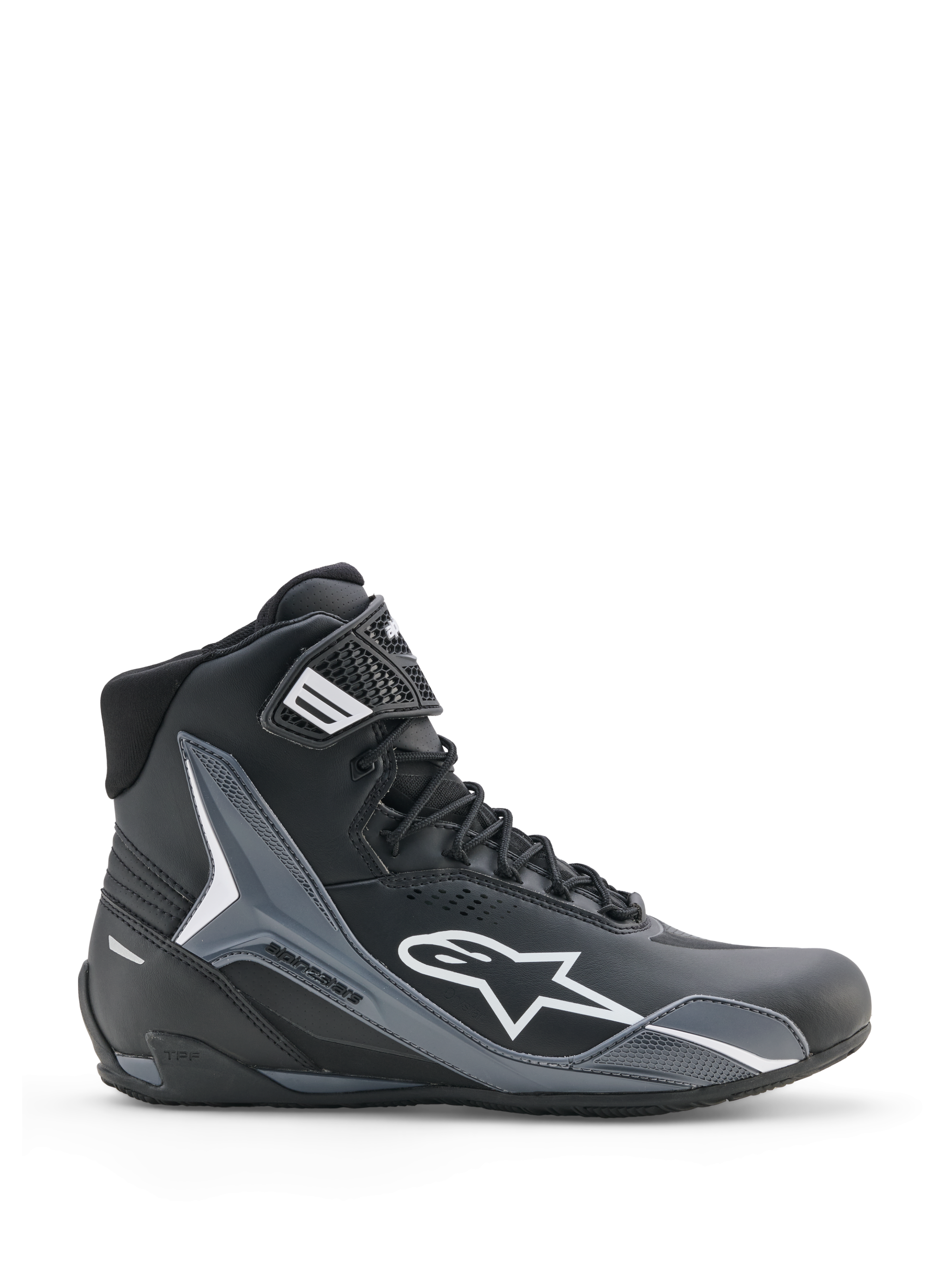 Alpinestars Faster-4 Drystar Shoes, scarpe da moto, nero, grigio freddo e bianco, vista laterale con logo Astars bianco, design a collo alto con pannelli protettivi rinforzati, chiusura con lacci e cinturino alla caviglia, stile sportivo moderno