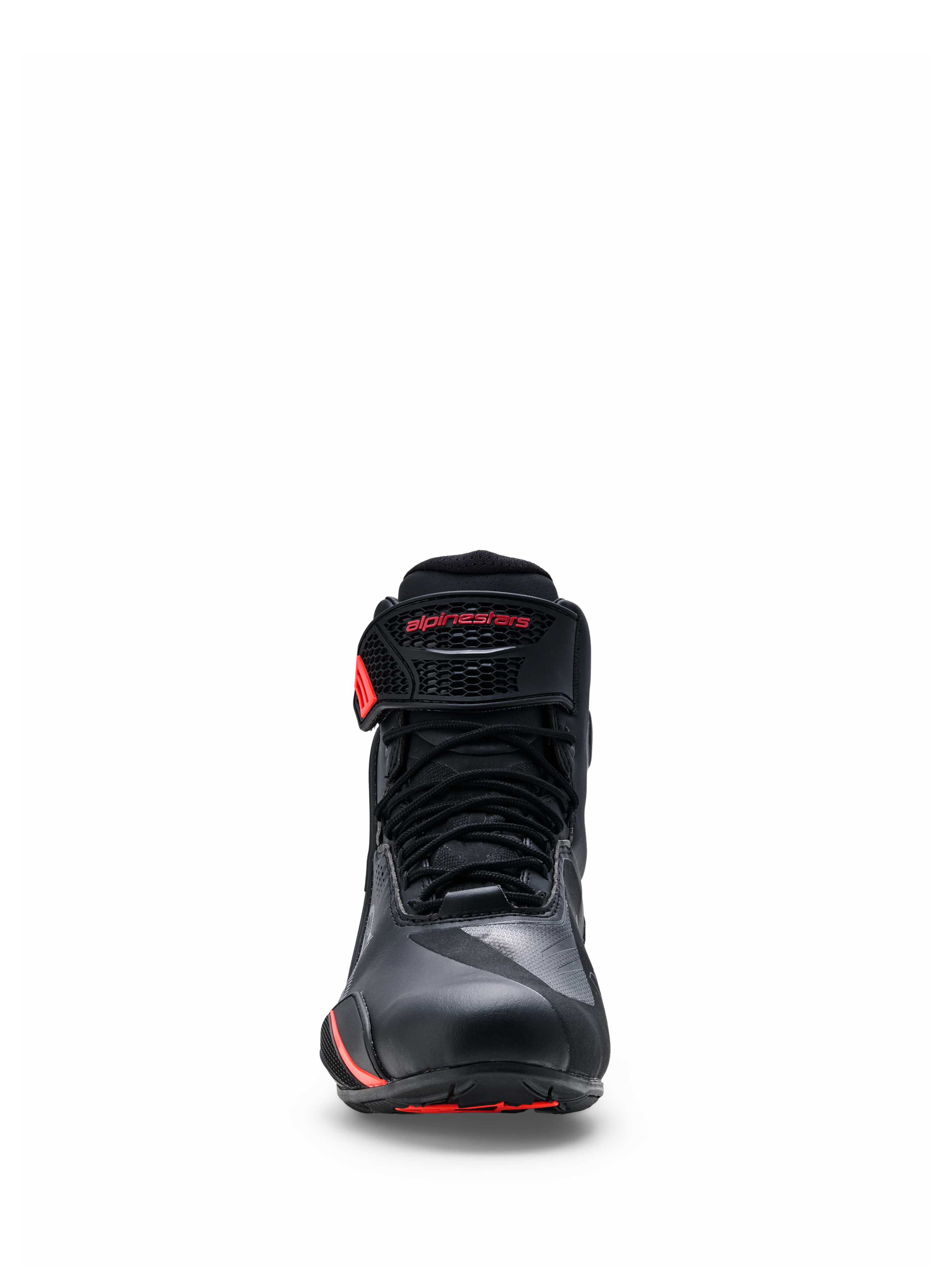 Scarpe Alpinestars Faster-4 Drystar®, nero con accenti Rio Red e Red Fluo, vista frontale che mostra la chiusura con lacci e il cinturino a strappo sulla caviglia con logo rosso, calzature da moto impermeabili con punta rinforzata e design sportivo