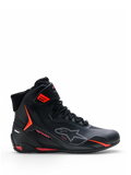 Scarpe Alpinestars Faster-4 Drystar®, scarpe da moto, nere con dettagli Rio Red e Red Fluo, vista laterale di profilo, design a profilo alto con chiusura a lacci e cinturino sulla caviglia, stile urban sportivo
