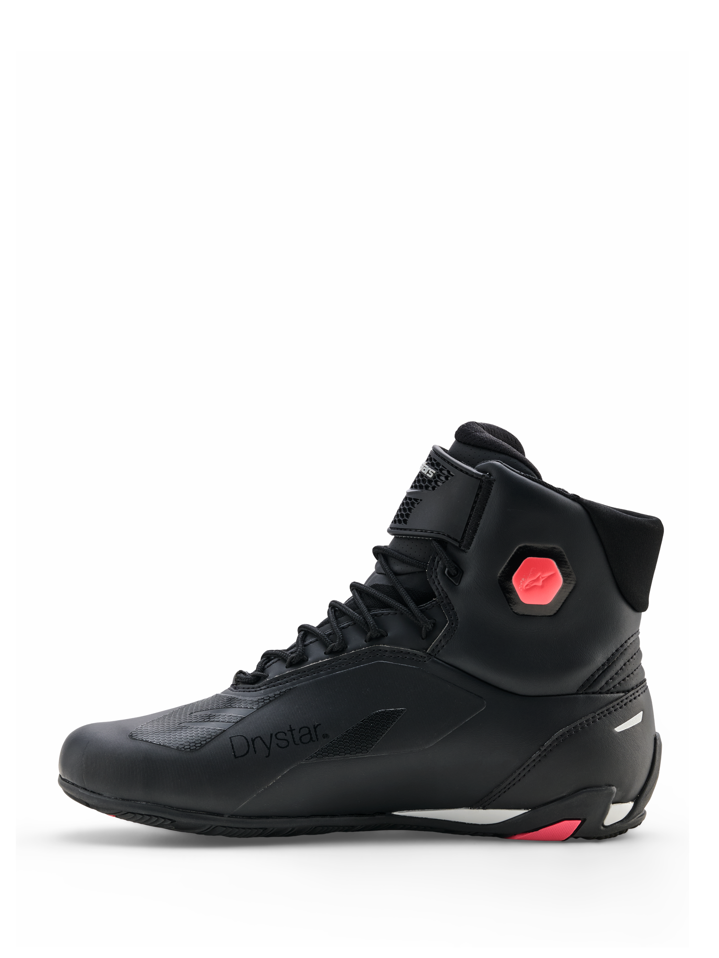 Scarpe Alpinestars Stella Faster-4 Drystar®, scarpe da moto da donna, nero e corallo fluo, vista laterale che mostra la tomaia in microfibra senza cuciture, chiusura con lacci e dettaglio della protezione della caviglia in corallo