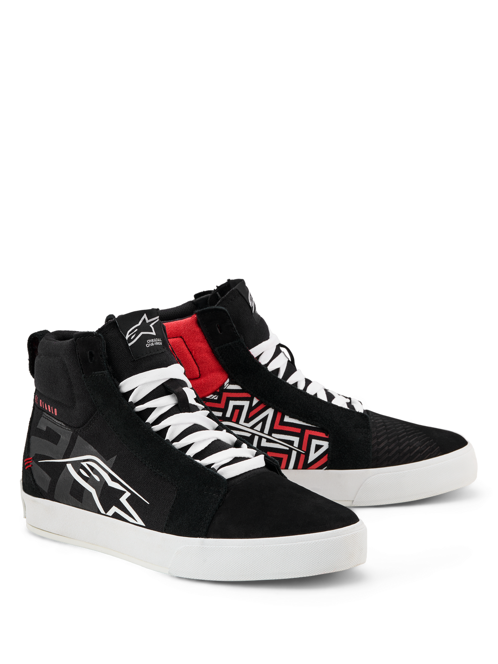 Scarpe in tela Alpinestars FQ20 Ride-63, scarpe da moto casual per uso urbano, nero, bianco e rosso acceso, design high-top in tela con lacci e suole bianche, con loghi Alpinestars e grafiche geometriche rosse, calzature lifestyle ispirate al motorsport