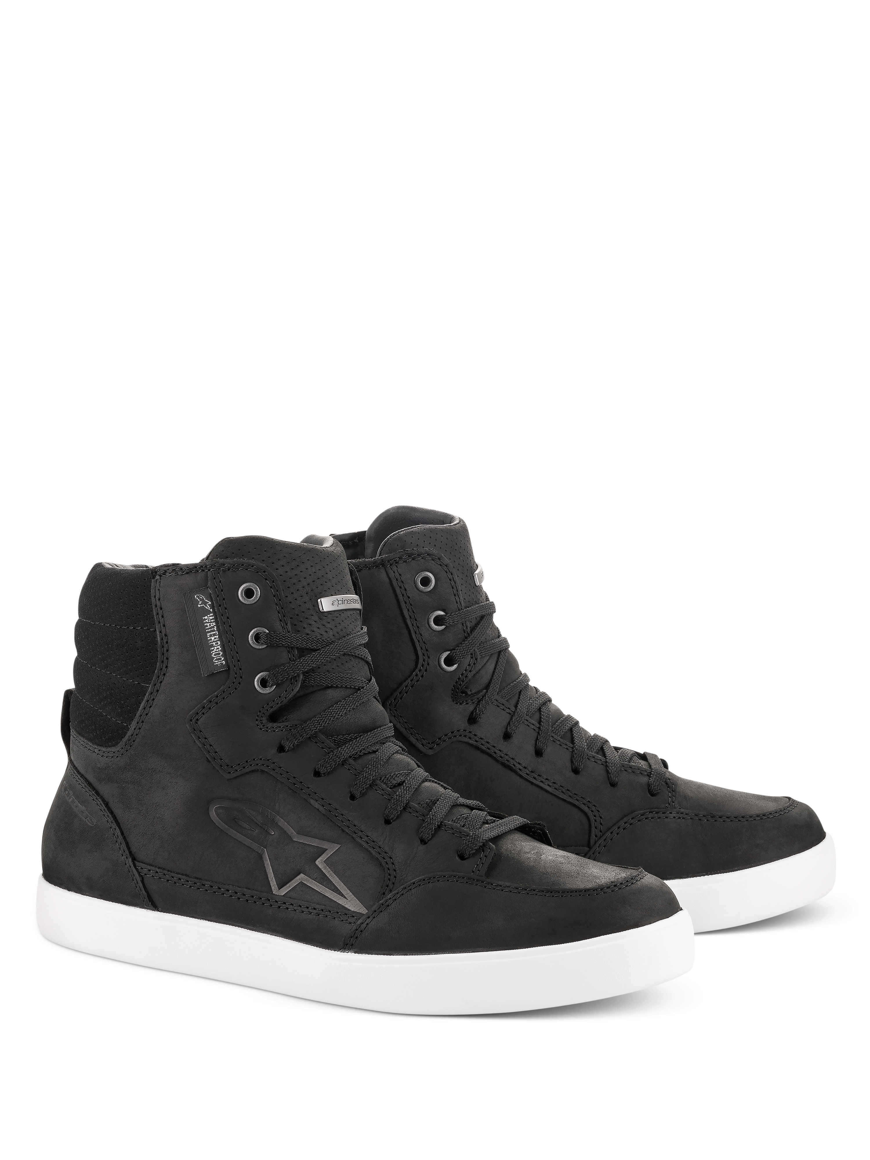 Alpinestars J-6 Waterproof Shoe, scarpe da moto, nero e bianco, design sneaker alta, pelle premium con chiusura stringata, suola in gomma bianca, con logo Astar e targhetta waterproof, stile urban casual per guida su strada