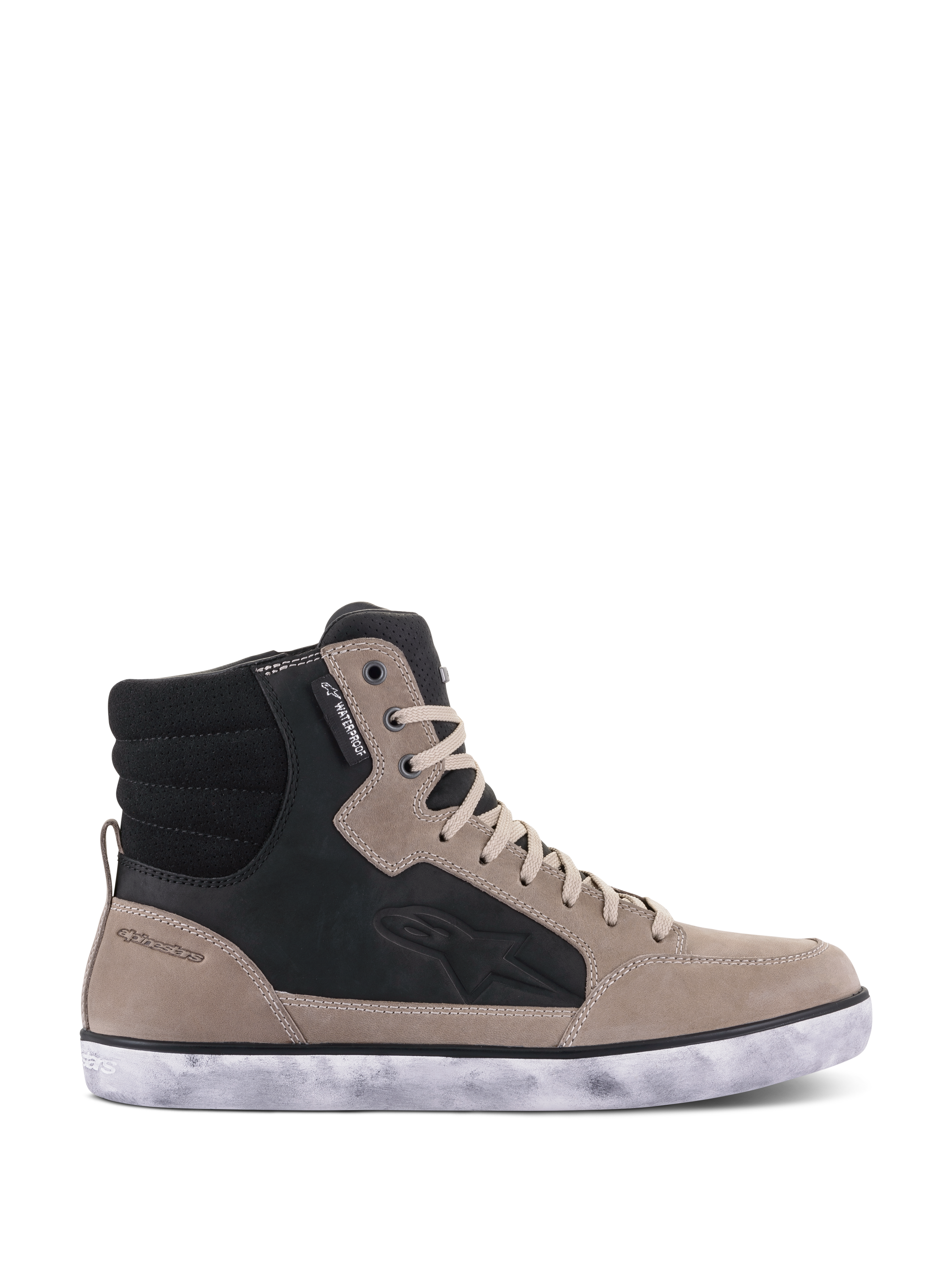 Alpinestars J-6 Waterproof Shoe, scarpa da moto, Nero Flint Bianco, design a scarpa alta stile sneaker in pelle con suola in gomma bianca effetto invecchiato, con logo Astar laterale ed etichetta waterproof