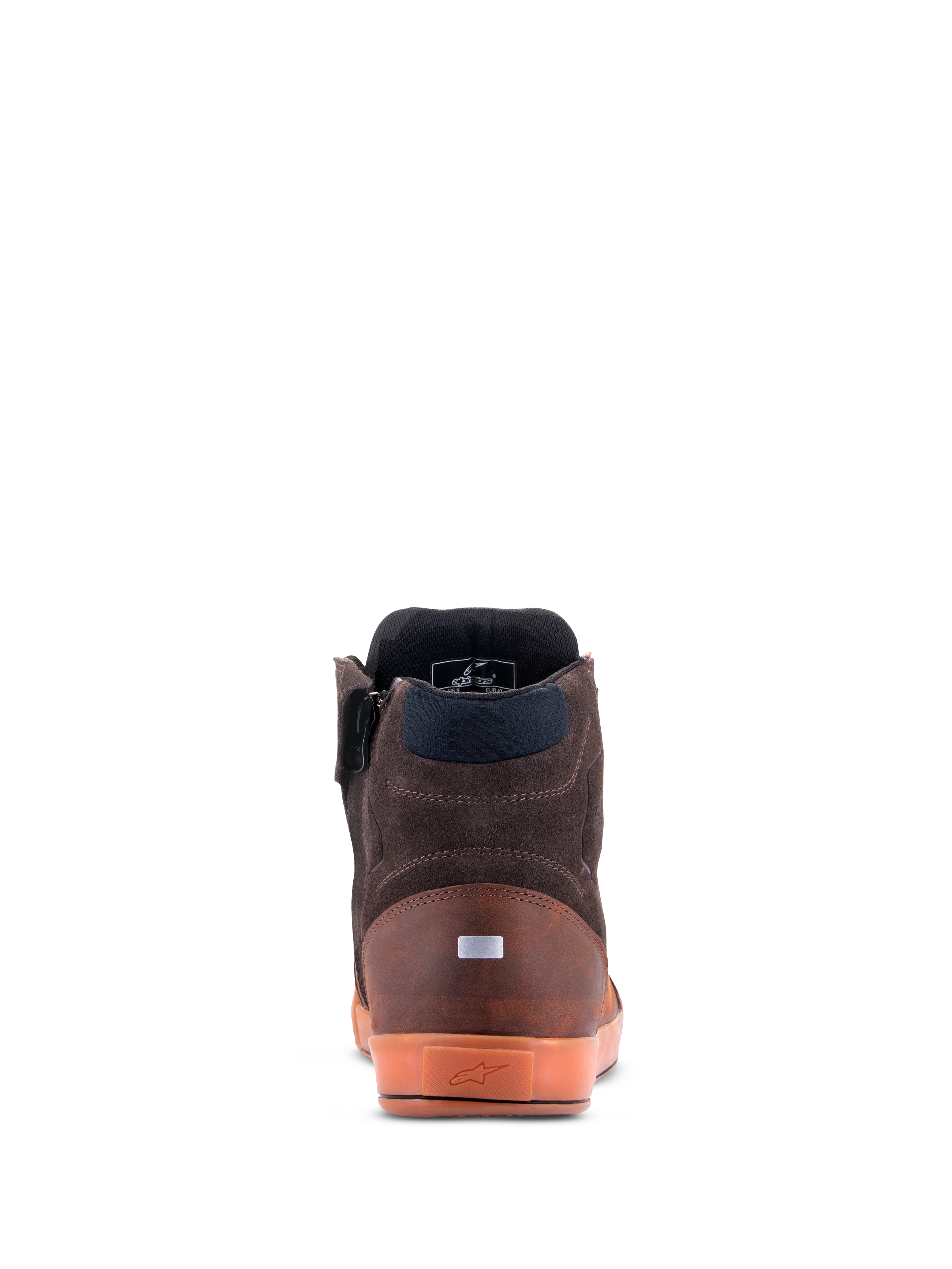 Scarpe Alpinestars Chrome Crafted Drystar®, vista posteriore, Brown Gum, scarpe da moto urban casual, costruzione in pelle e scamosciato, suola in gomma traslucida con logo in rilievo, dettaglio riflettente sul tallone