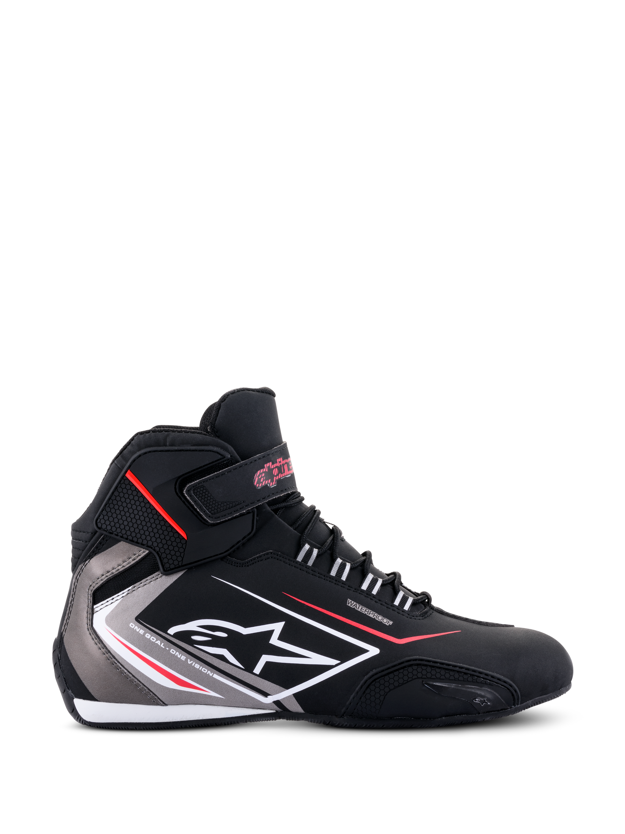 Alpinestars Scarpe Sektor Waterproof, scarpe da moto, nero, bianco e grigio con dettagli rossi, vista laterale con logo Alpinestars bianco e marchio della membrana impermeabile, struttura in microfibra leggera, design atletico per prestazioni stradali in ogni condizione climatica