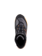 Scarpe da moto Alpinestars CR-X Drystar®, vista dall'alto, colorazione Nero Marrone Chiaro Arancione, calzature da moto in stile sportivo con lacci neri, dettagli arancioni e suola marrone chiaro, protezione impermeabile per guida urbana e su strada.