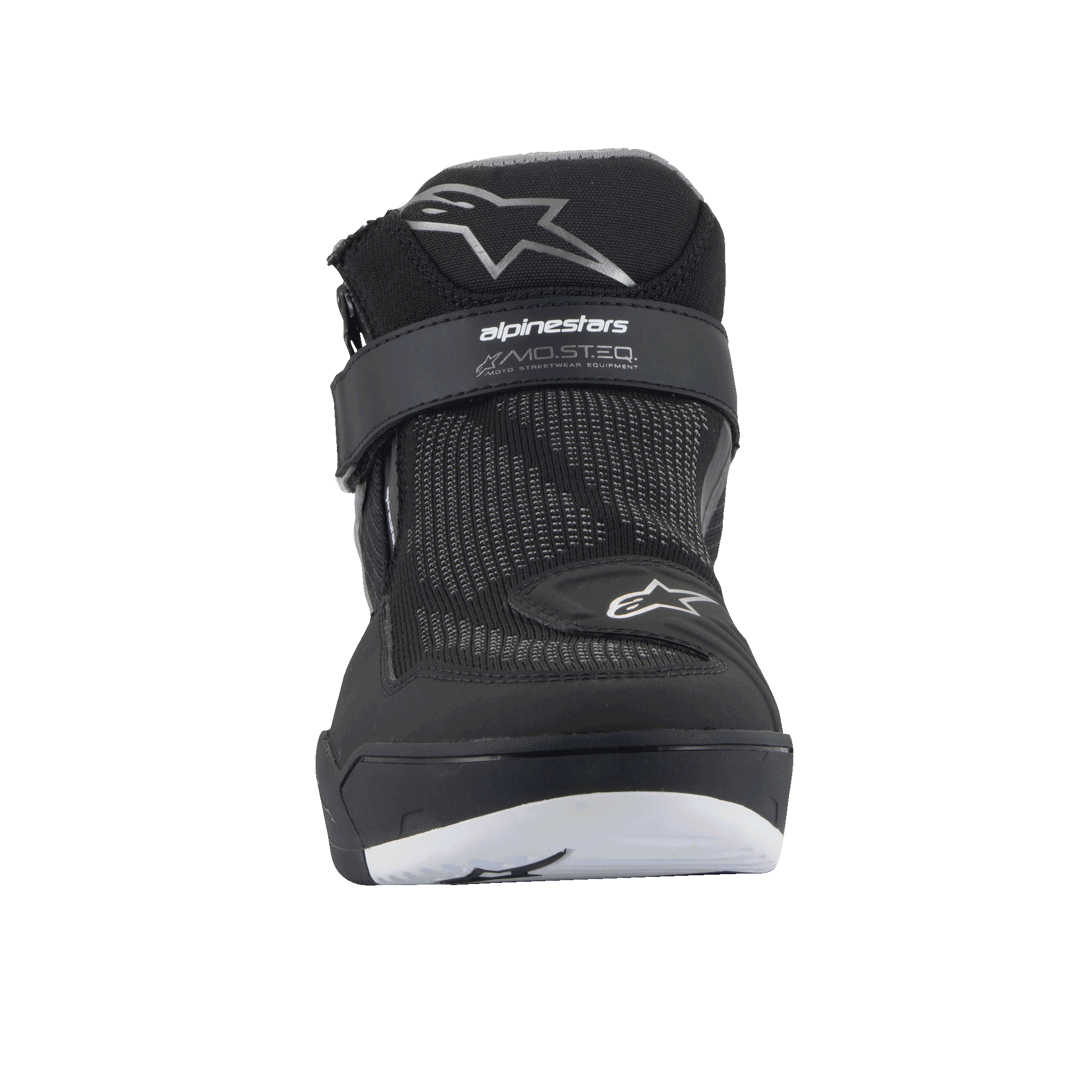 Scarpe Alpinestars Speedflight Street, Nero Gun Metal, vista frontale con tomaia in mesh, cinturino alla caviglia a strappo con marchio MO.ST.EQ. e loghi a stella, scarpe da moto urbane contemporanee