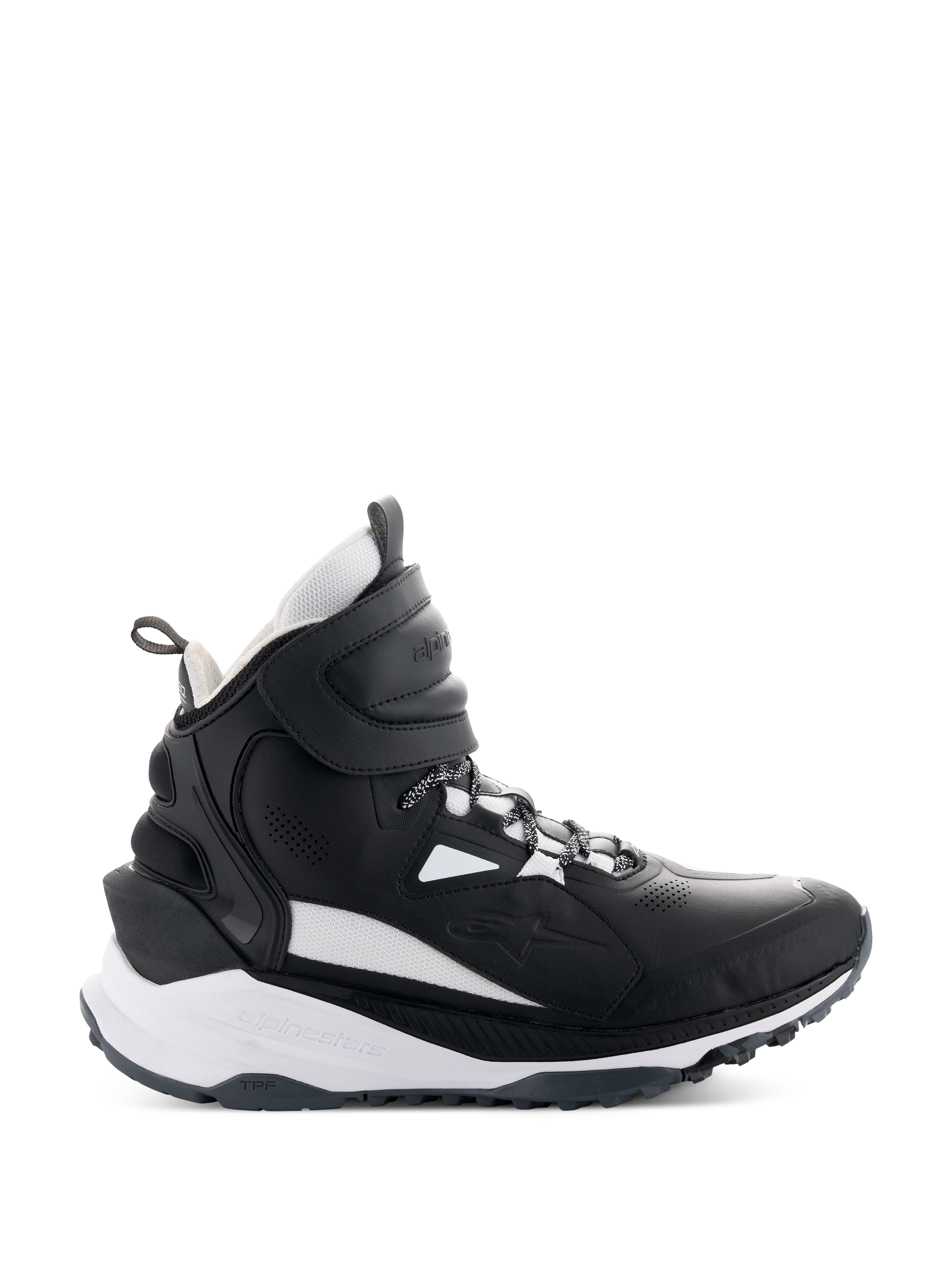 Scarpe Alpinestars Speedstreet, sneaker alte da moto, nero e bianco, vista laterale con ampio cinturino alla caviglia a strappo, intersuola bianca spessa con loghi Alpinestars e TPF e suola in gomma robusta per la guida urbana.