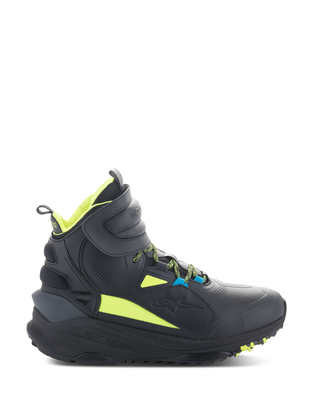 Alpinestars Speedstreet Shoes, sneaker da moto alte nere con dettagli giallo neon e blu, suola spessa texturizzata, colletto imbottito e design sportivo moderno per la guida urbana