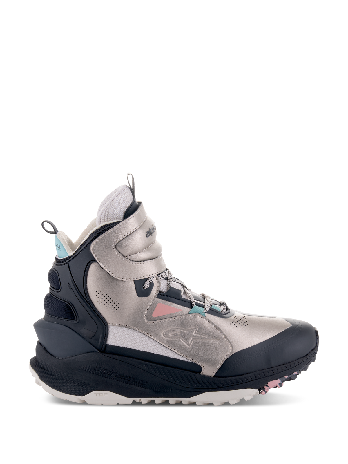 Alpinestars Speedstreet Shoes, scarpe da moto alte, ecru, corallo, nero e acqua, tomaia in microfibra metallizzata color argento con pannelli protettivi neri, accenti rosa corallo e blu acqua, suola spessa con marchio TPF, design streetwear urbano