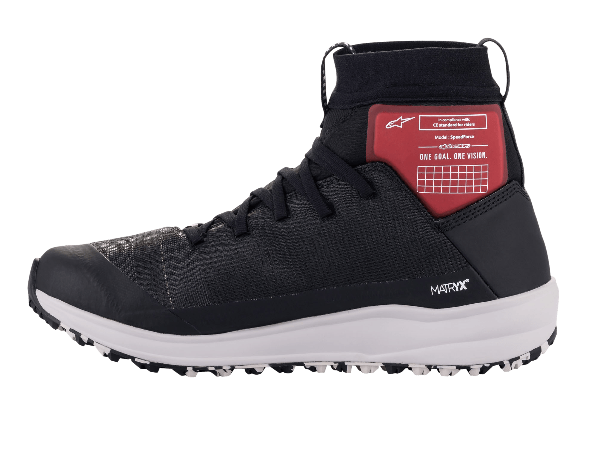 Alpinestars Scarpe Speedforce, scarpe da moto, nero, bianco e rosso, con tomaia in tessuto MATRYX, protezione della caviglia a taglio alto con pannello grafico rosso, intersuola sportiva bianca, silhouette ispirata alle scarpe da running per la guida urbana