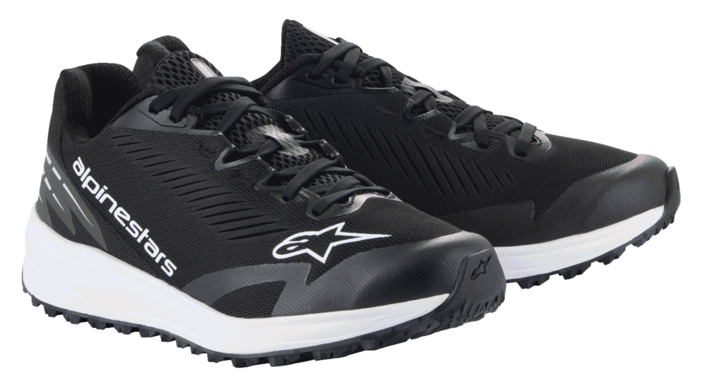 Scarpe Alpinestars Meta Road V2, scarpe sportive, nero e bianco, tomaia in mesh traspirante con marchio Alpinestars bianco, intersuola bianca spessa, design atletico per l'abbigliamento da lavoro dei team di gara