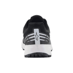 Scarpe Alpinestars Meta Road V2, scarpe sportswear, nero e bianco, vista posteriore con logo a stella Alpinestars bianco e strisce orizzontali sul tallone, intersuola bianca, design leggero e traspirante per abbigliamento da lavoro del team di gara