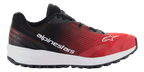 Alpinestars Scarpe Meta Road V2, scarpe sportswear, rosso, nero e bianco, vista di profilo laterale con tomaia in mesh traspirante, intersuola bianca, suola nera e vistoso marchio Alpinestars sul lato