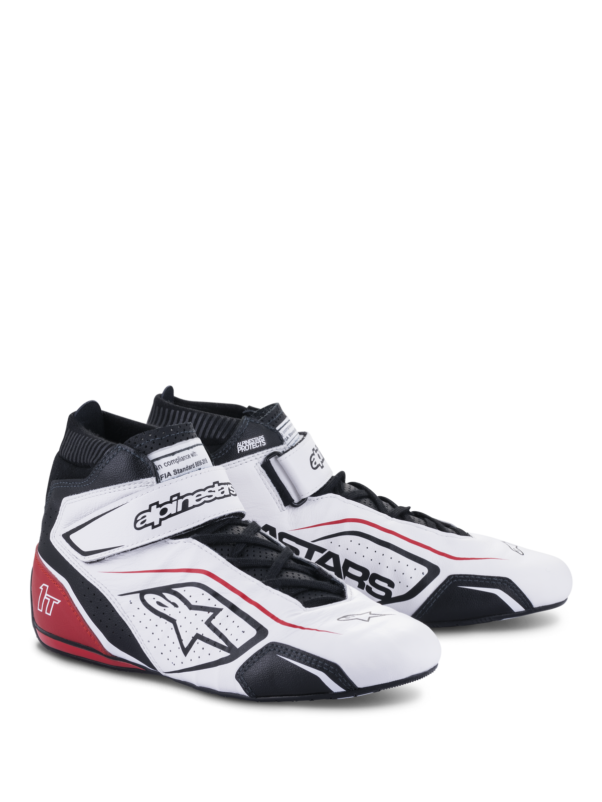 Scarpe Alpinestars Tech-1 T V3 FIA, calzature da corsa automobilistica, bianco con accenti neri e rossi, tomaia in pelle pieno fiore, cinturino alla caviglia regolabile a strappo, pannelli laterali traforati con logo Astars e design professionale da gara.